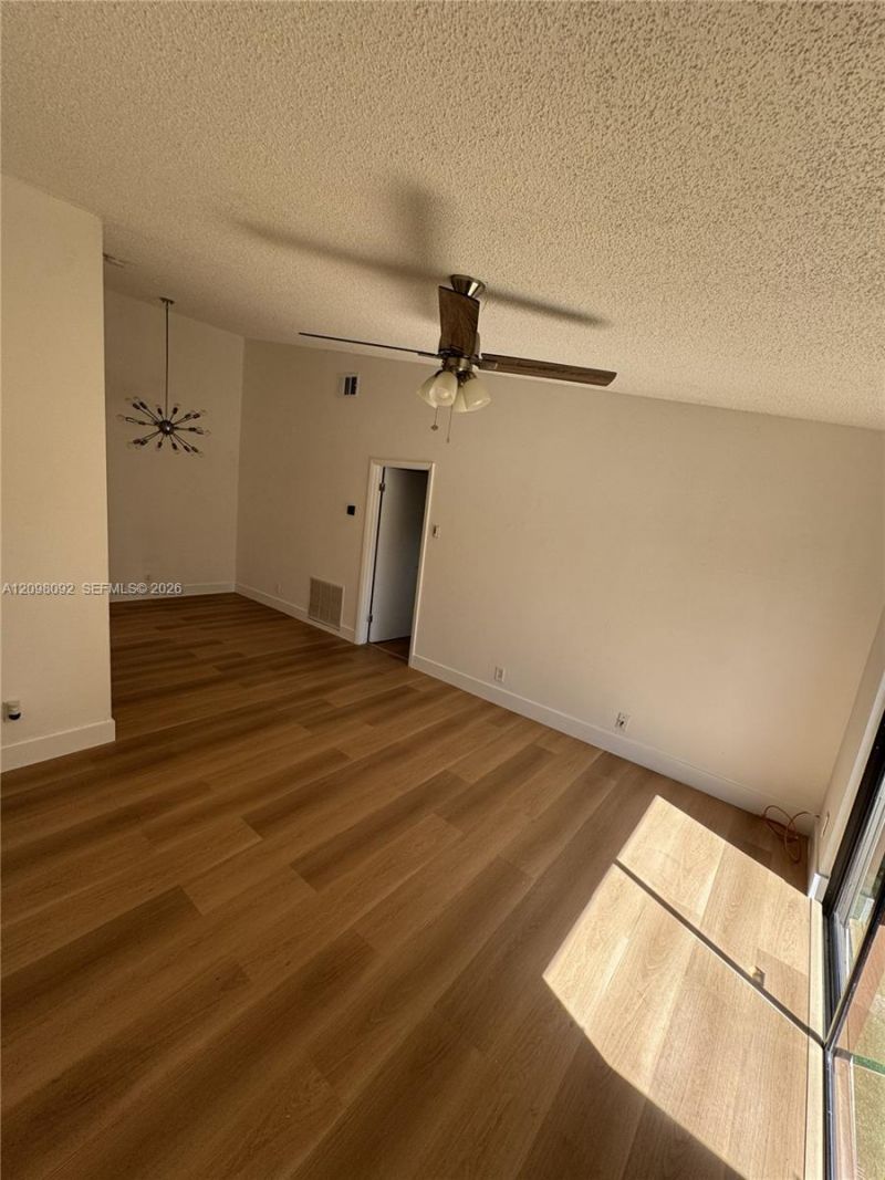 3635 NW 99th Ter , Unit 8B, Sunrise, FL 33351 Photo