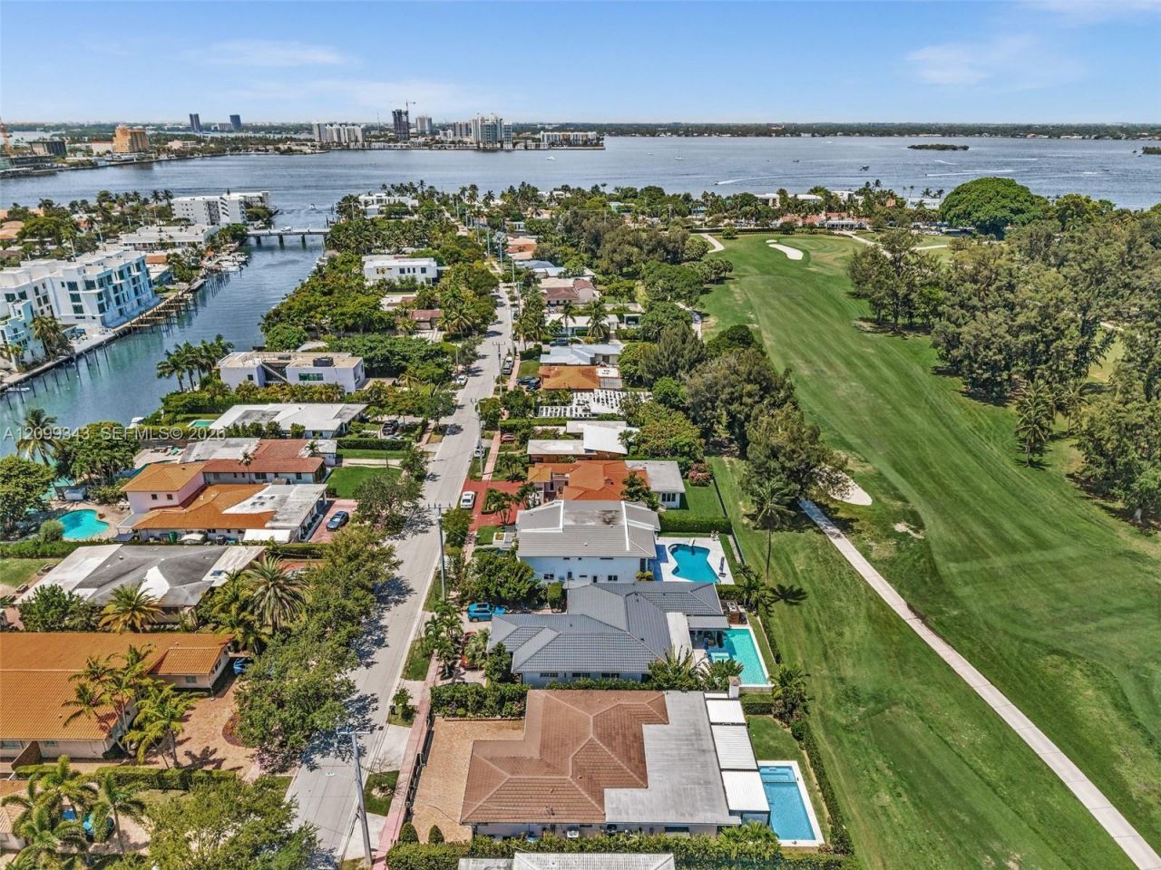 797 S Shore Dr , Miami Beach, FL 33141 Photo