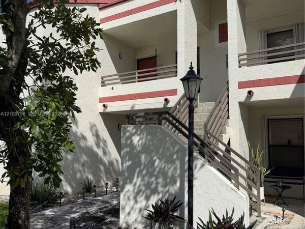 1128 N Hiatus Rd, Unit 1128, Pembroke Pines, FL 33026