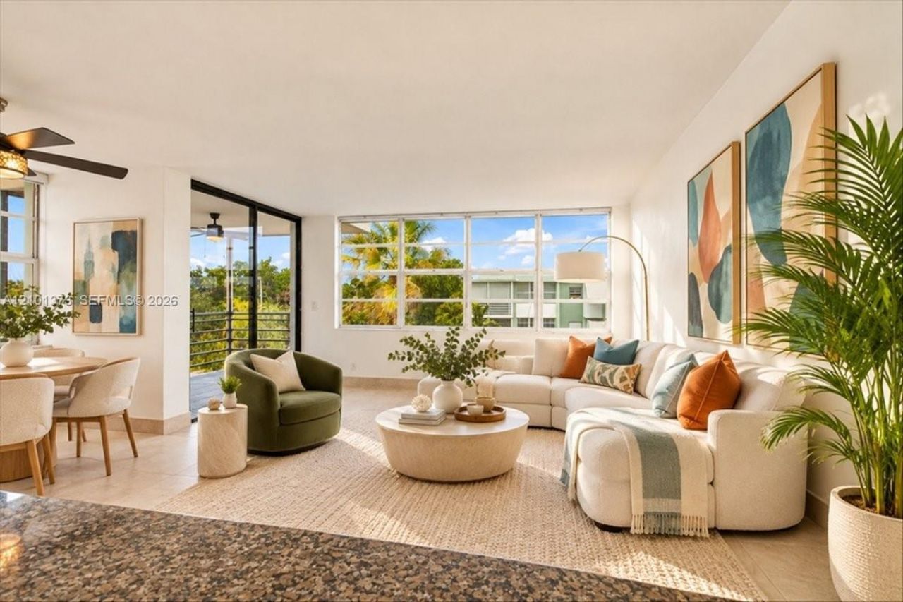 2751 Taft St , Unit 404, Hollywood, FL 33020 Photo