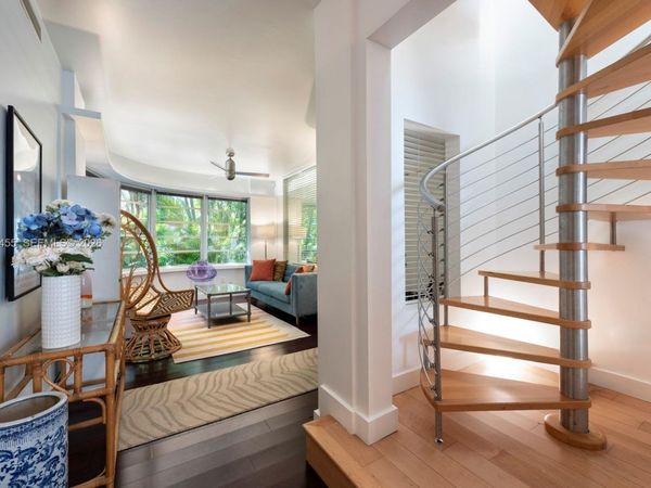 730 10th St , Unit 102, Miami Beach, FL 33139