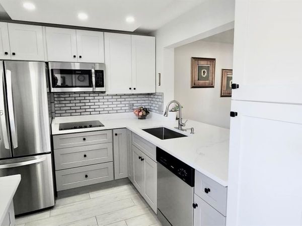 2615 NE 3rd Ct , Unit 1060, Boynton Beach, FL 33435