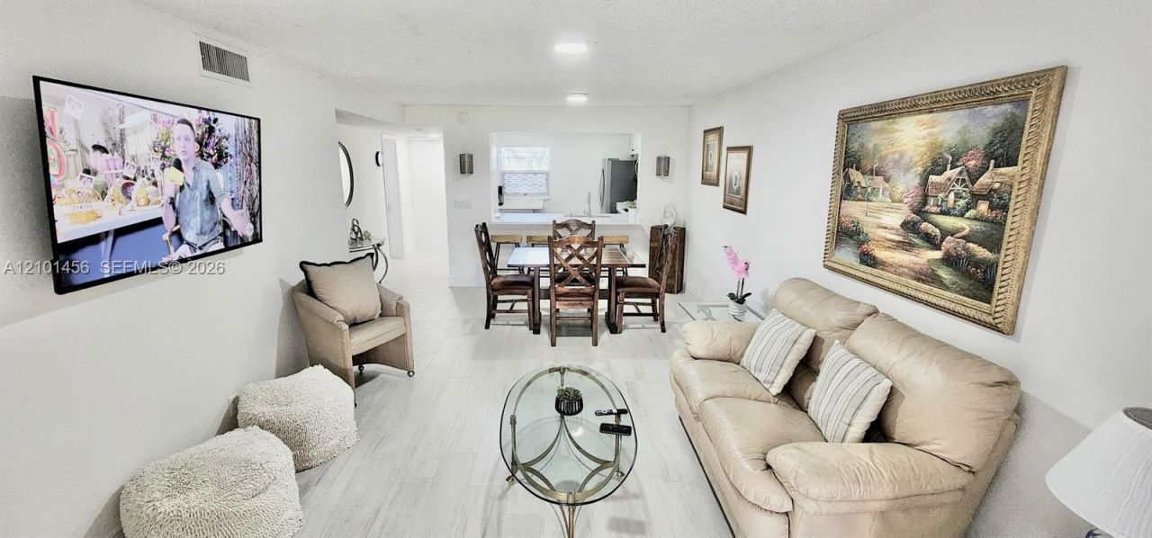 2615 NE 3rd Ct, Unit 1060, Boynton Beach, FL 33435 Photo