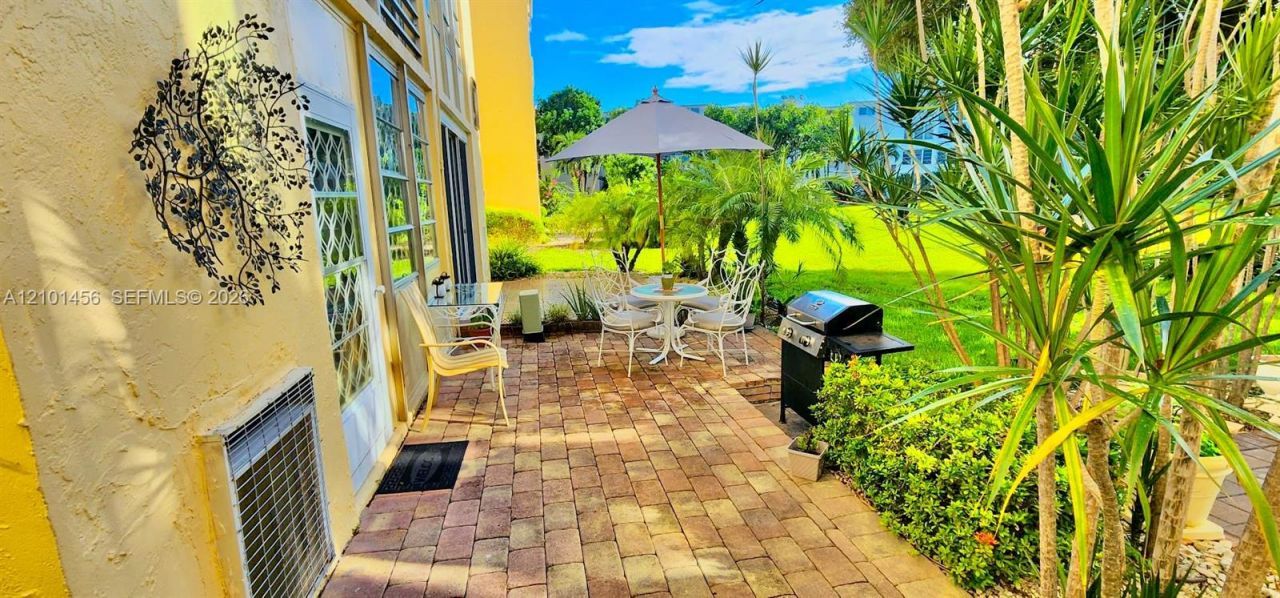 2615 NE 3rd Ct, Unit 1060, Boynton Beach, FL 33435 Photo