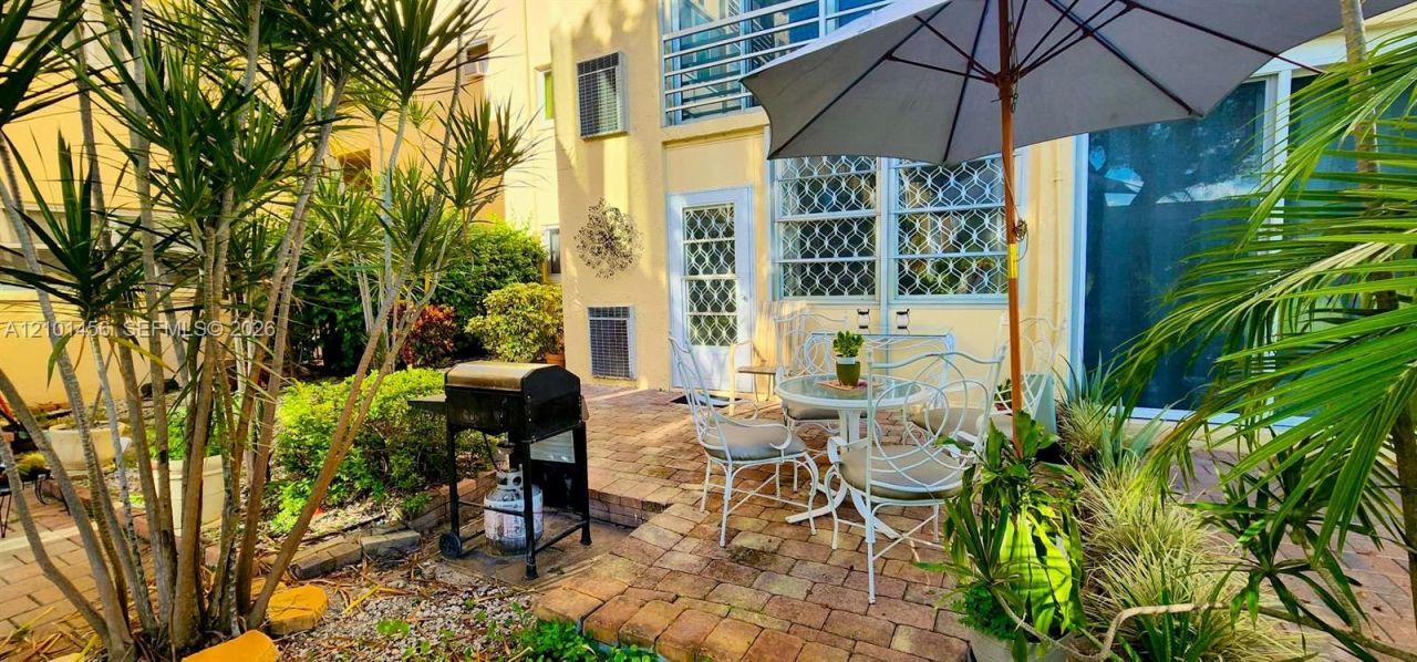 2615 NE 3rd Ct, Unit 1060, Boynton Beach, FL 33435 Photo