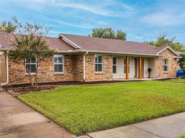 3140 La Kenta Circle, Farmers Branch, TX 75234