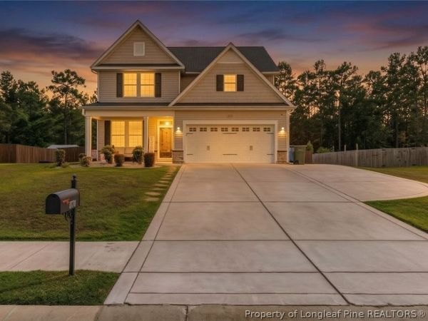 3770 Glencourse Way, Fayetteville, NC 28311