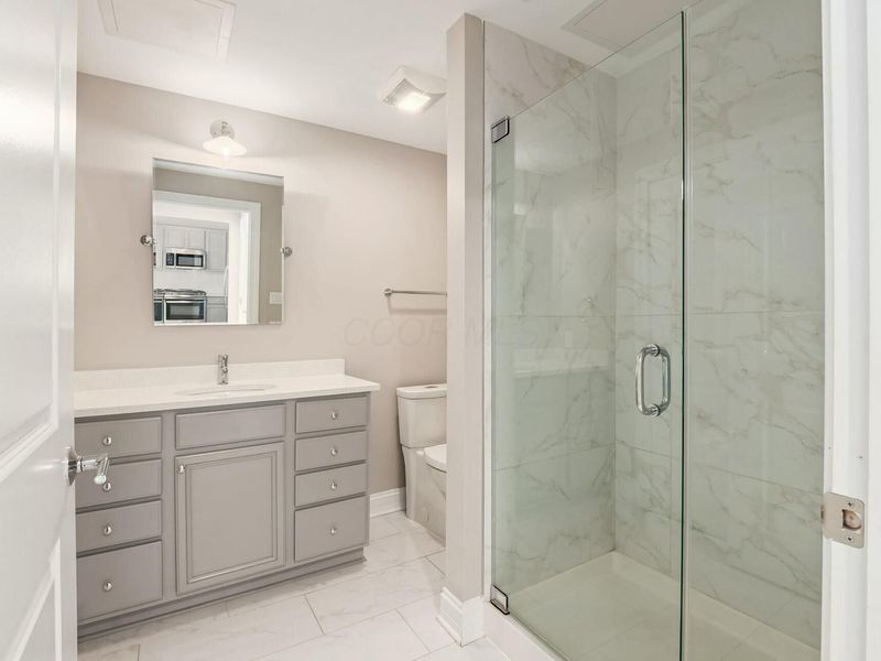 50 W Broad Street , Unit 2403, Columbus, OH 43215 Photo 14