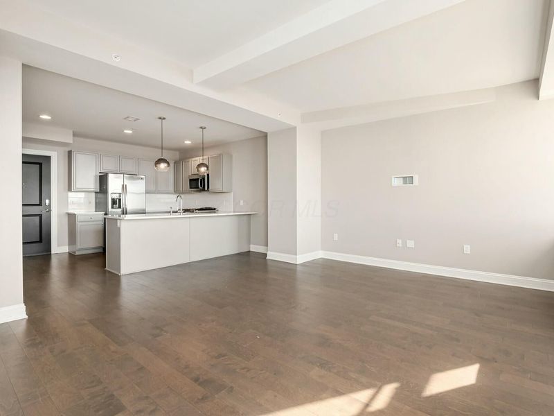 50 W Broad Street , Unit 2403, Columbus, OH 43215 Photo 4
