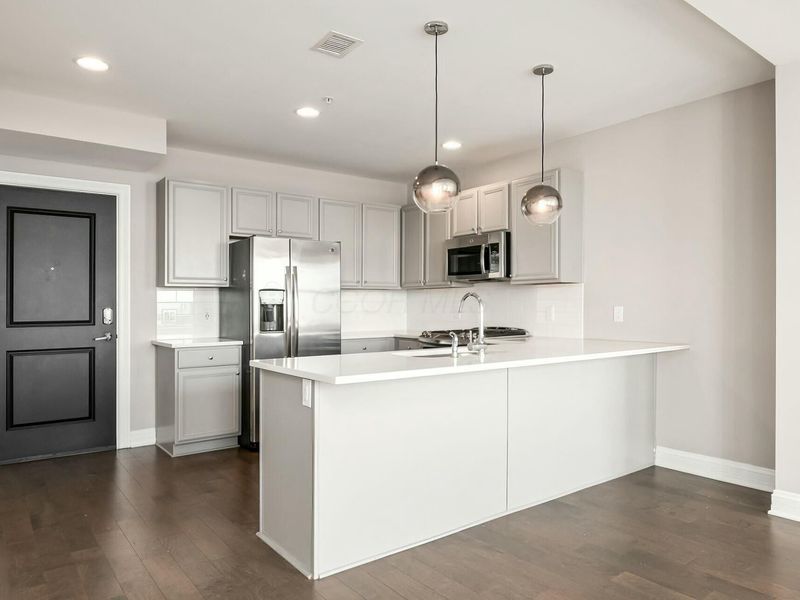 50 W Broad Street , Unit 2403, Columbus, OH 43215 Photo 6