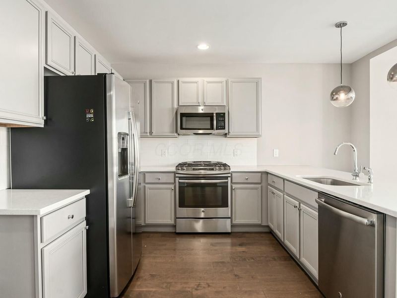50 W Broad Street , Unit 2403, Columbus, OH 43215 Photo 9