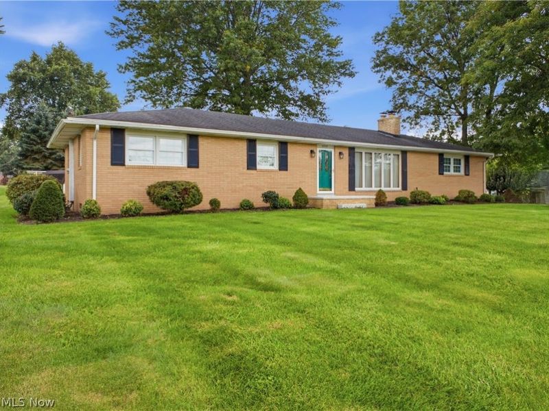 2500 Grove Street NE, Canton, OH 44721 Photo 1