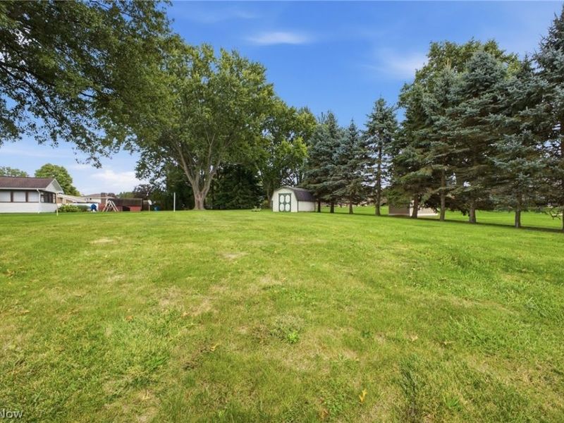 2500 Grove Street NE, Canton, OH 44721 Photo 20