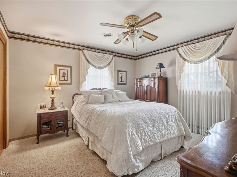 2500 Grove Street NE, Canton, OH 44721 Photo 9