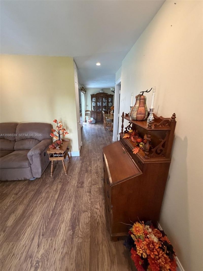 8410 SW 26th Pl , Davie, FL 33328 Photo