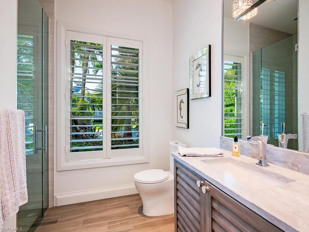 501 2nd Ave N, Naples, FL 34102 Photo