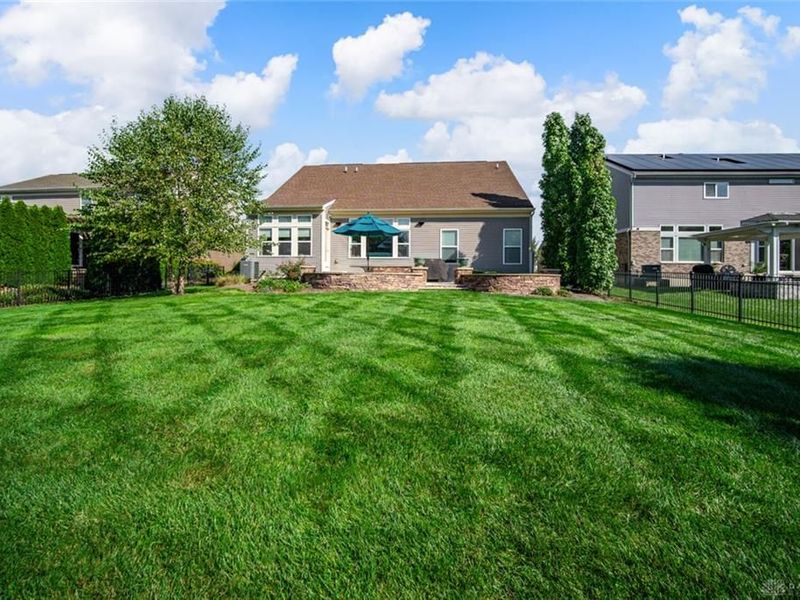 105 Clearsprings Drive, Springboro, OH 45066 Photo 4
