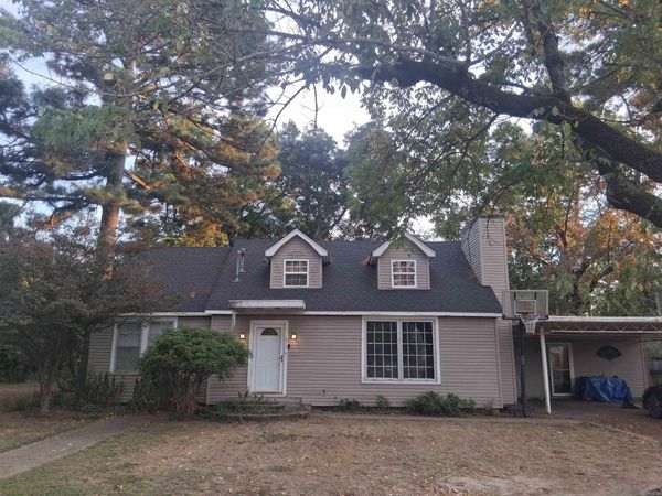 413 W 5th Street , Stuttgart, AR 72160