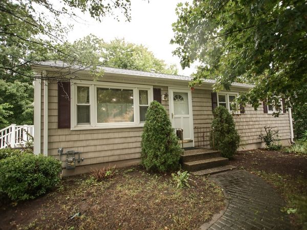 87 Roosevelt Ave, Westfield, MA 01085