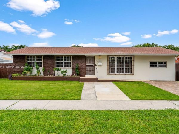 8810 SW 54th Ter , Miami, FL 33165