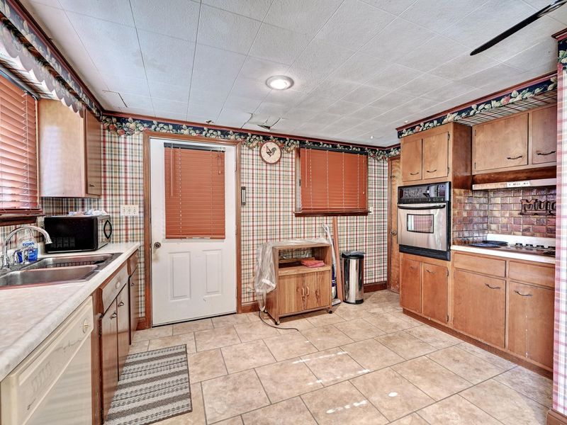 108 Main Street, Elsmere, KY 41018 Photo 11