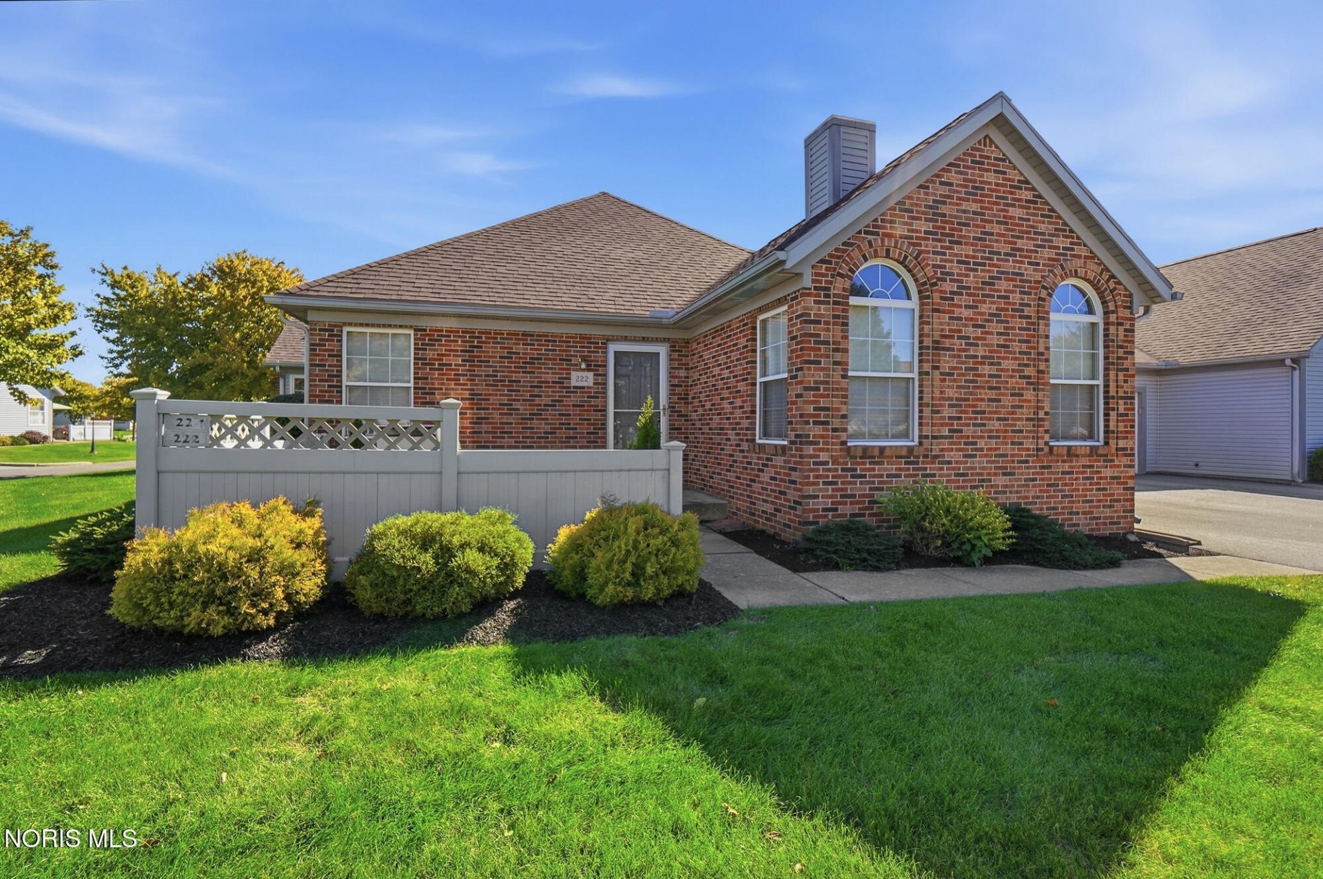 222 Stonegate Boulevard, Bowling Green, OH 43402 Main Photo