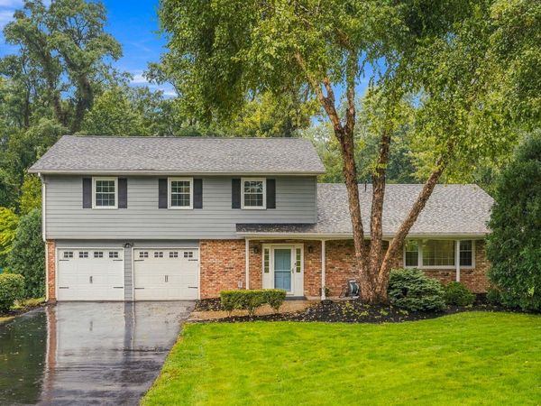 3221 MULBERRY AVE, Muscatine, IA 52761