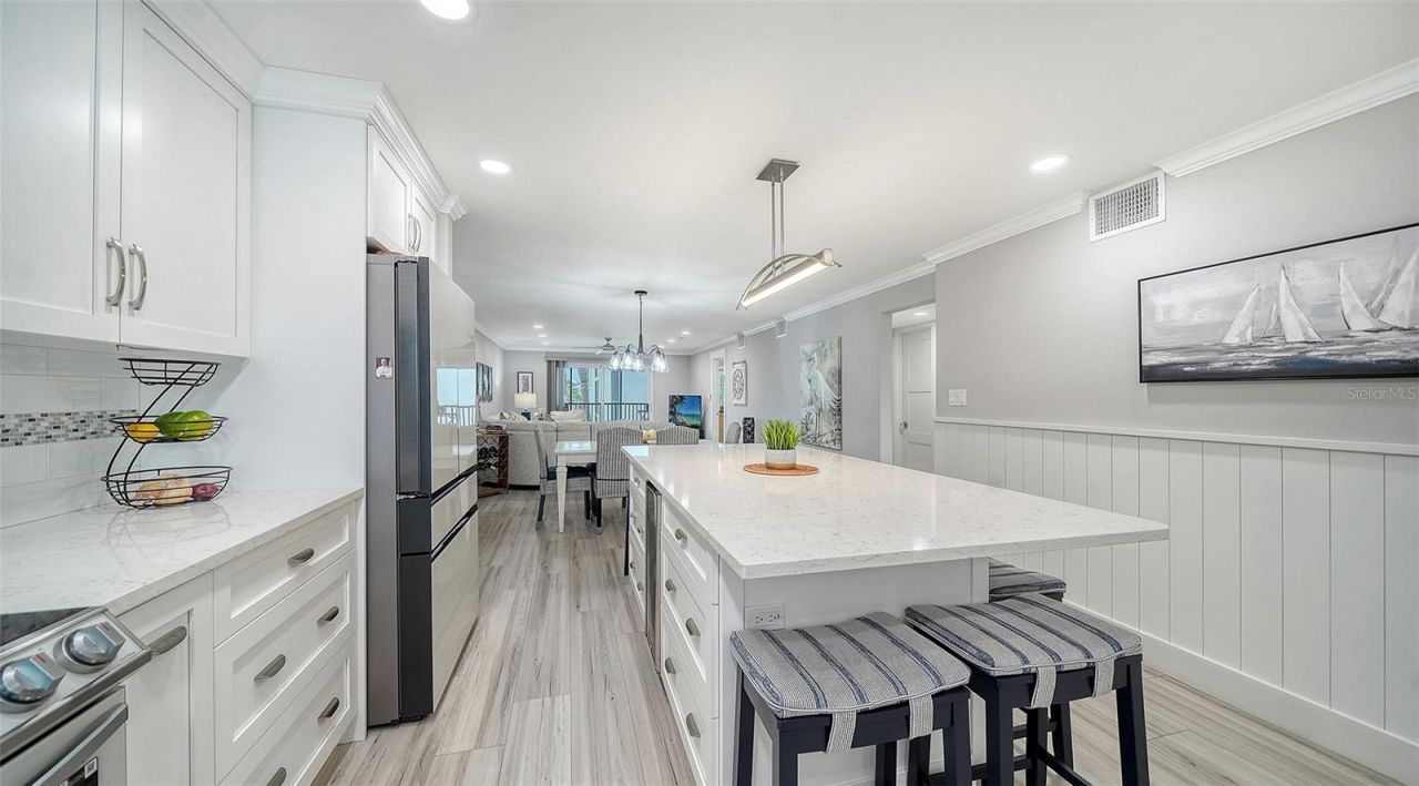 5600 Beach Way Drive , Unit 207, Sarasota, FL 34242 Photo