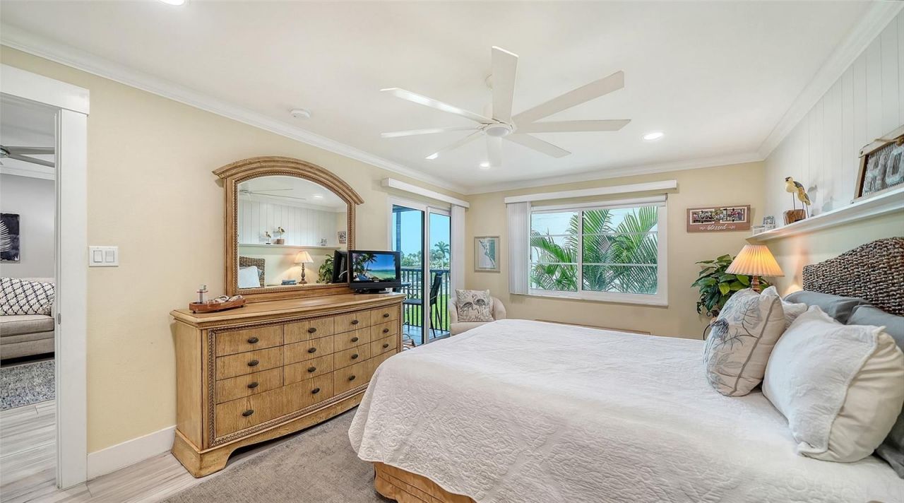 5600 Beach Way Drive , Unit 207, Sarasota, FL 34242 Photo