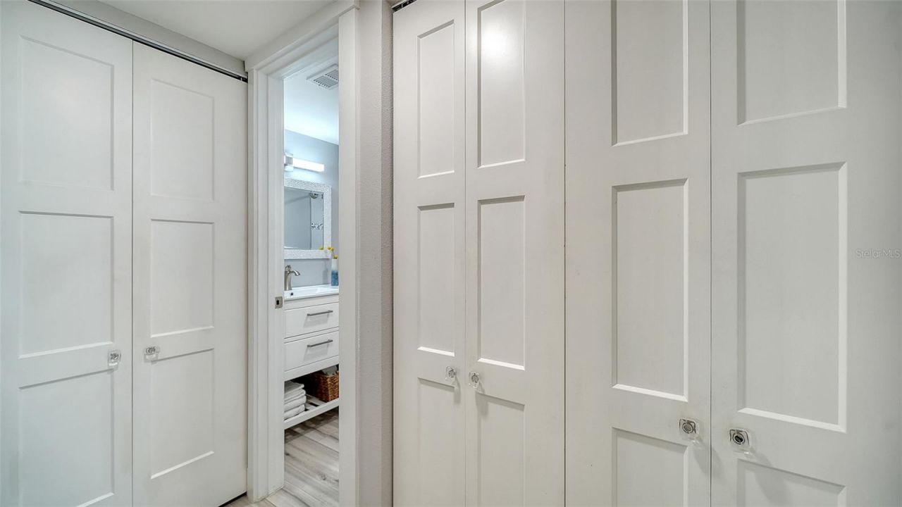 5600 Beach Way Drive , Unit 207, Sarasota, FL 34242 Photo