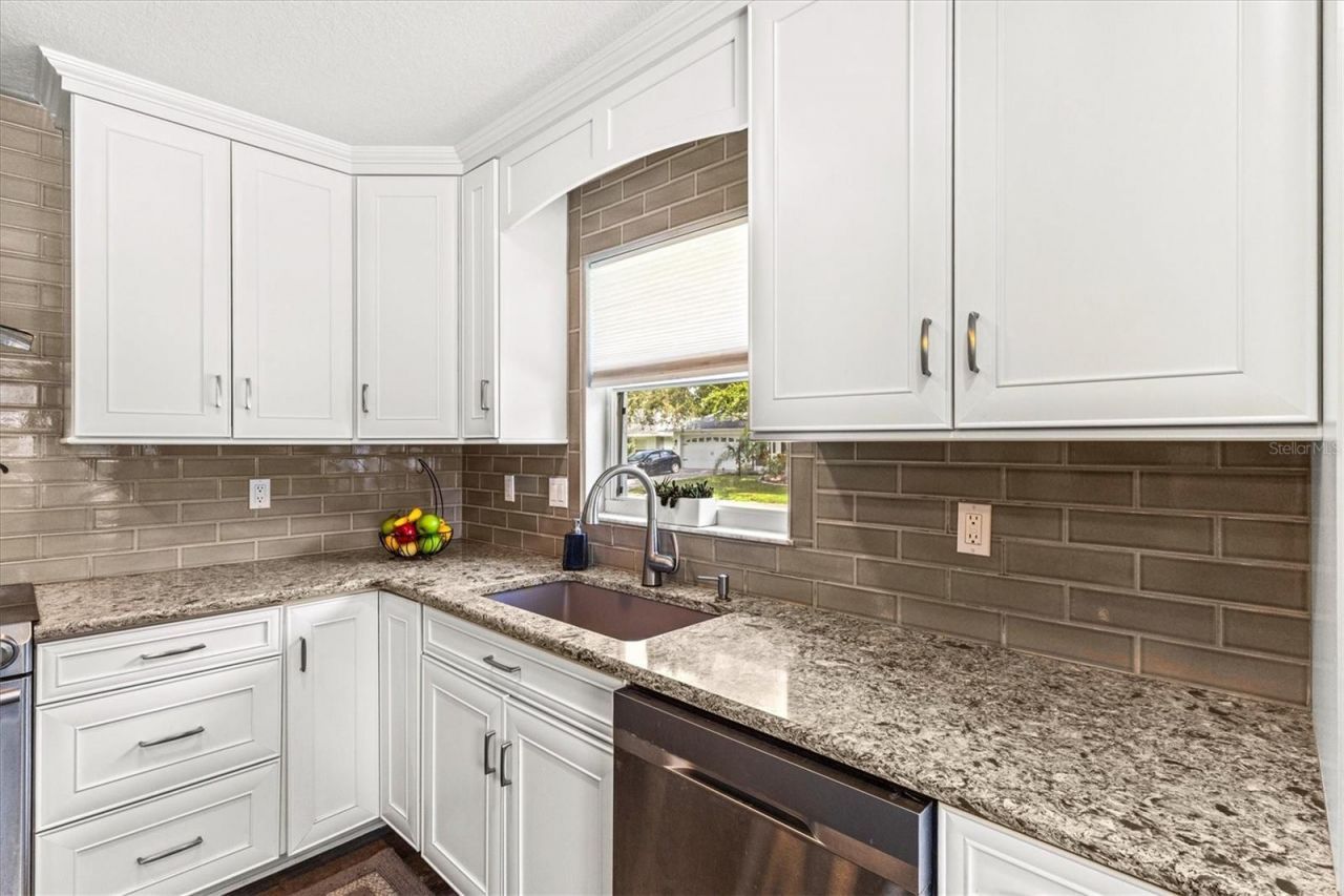 4645 Breezy Pines Boulevard , Sarasota, FL 34232 Photo