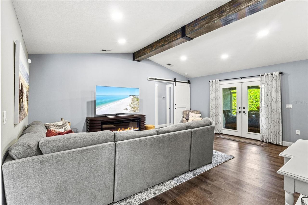 4645 Breezy Pines Boulevard , Sarasota, FL 34232 Photo