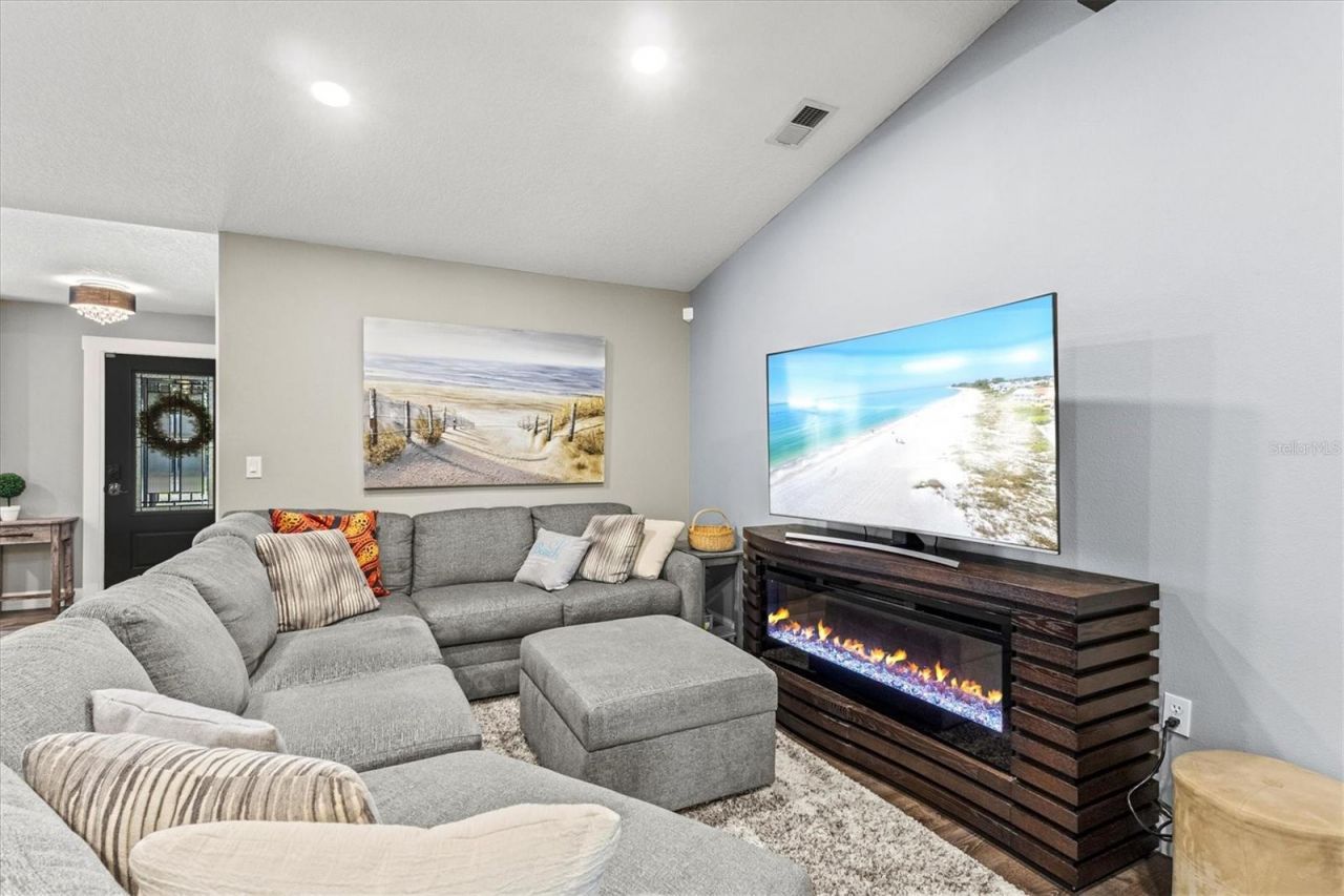 4645 Breezy Pines Boulevard , Sarasota, FL 34232 Photo