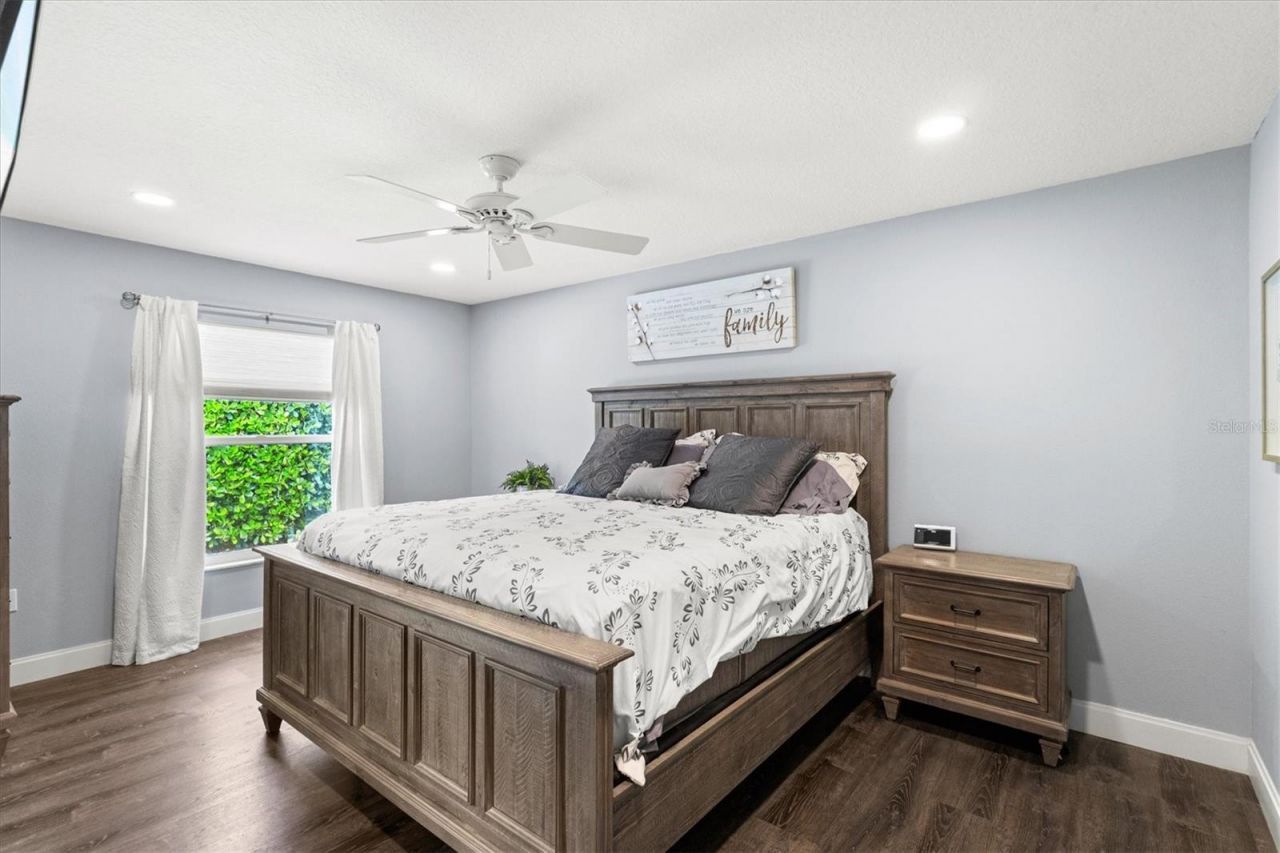 4645 Breezy Pines Boulevard , Sarasota, FL 34232 Photo
