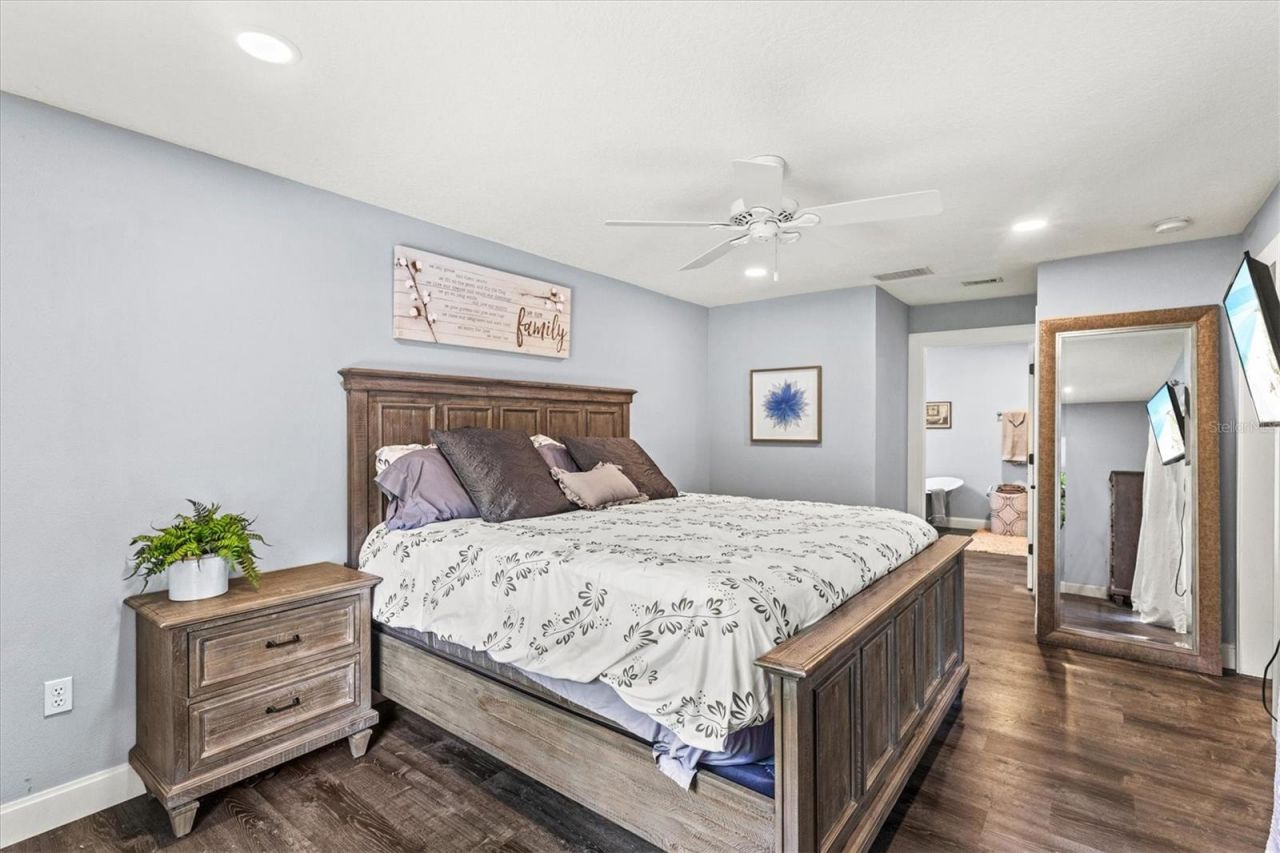 4645 Breezy Pines Boulevard , Sarasota, FL 34232 Photo