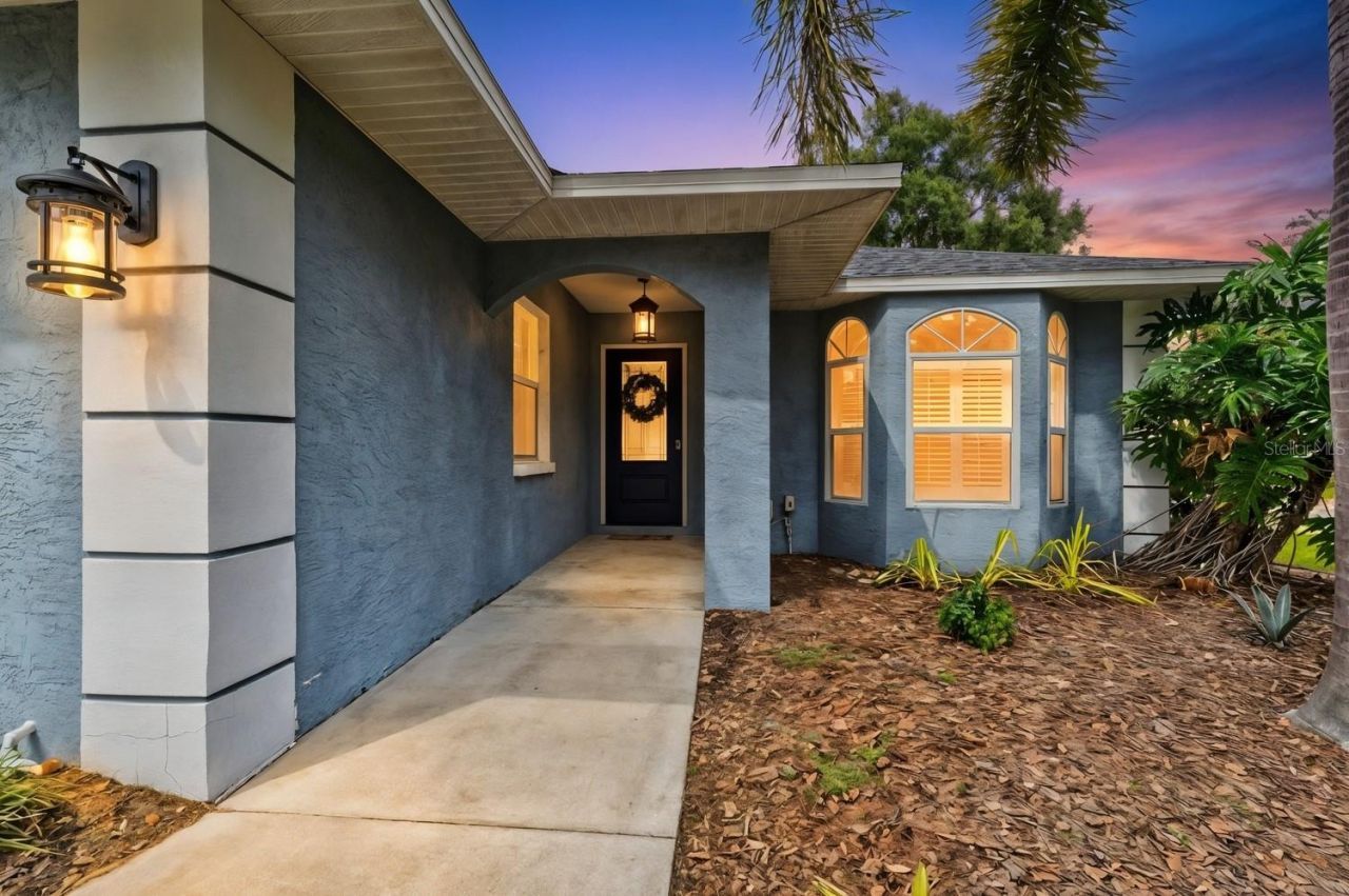 4645 Breezy Pines Boulevard , Sarasota, FL 34232 Photo