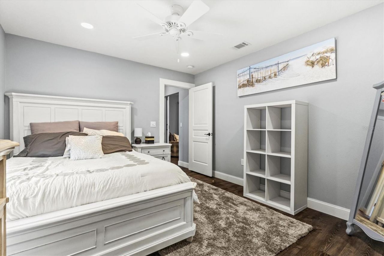 4645 Breezy Pines Boulevard , Sarasota, FL 34232 Photo