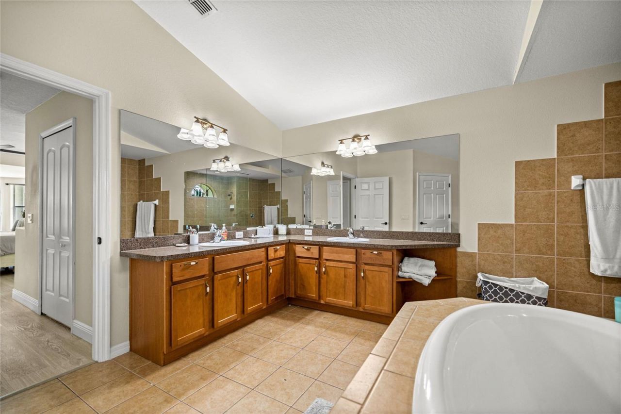 8628 N Iberian Drive , Citrus Springs, FL 34433 Photo