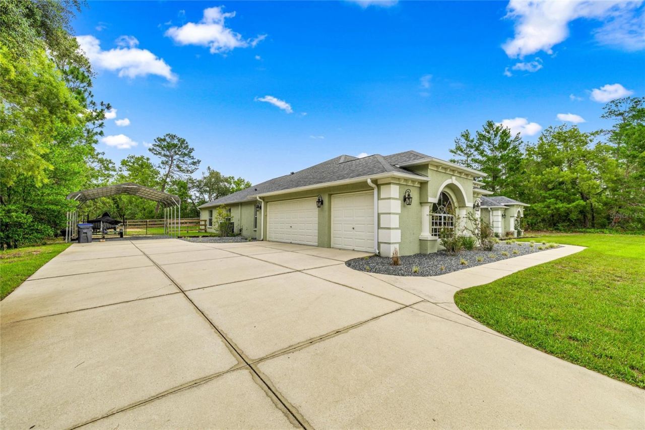 8628 N Iberian Drive , Citrus Springs, FL 34433 Photo