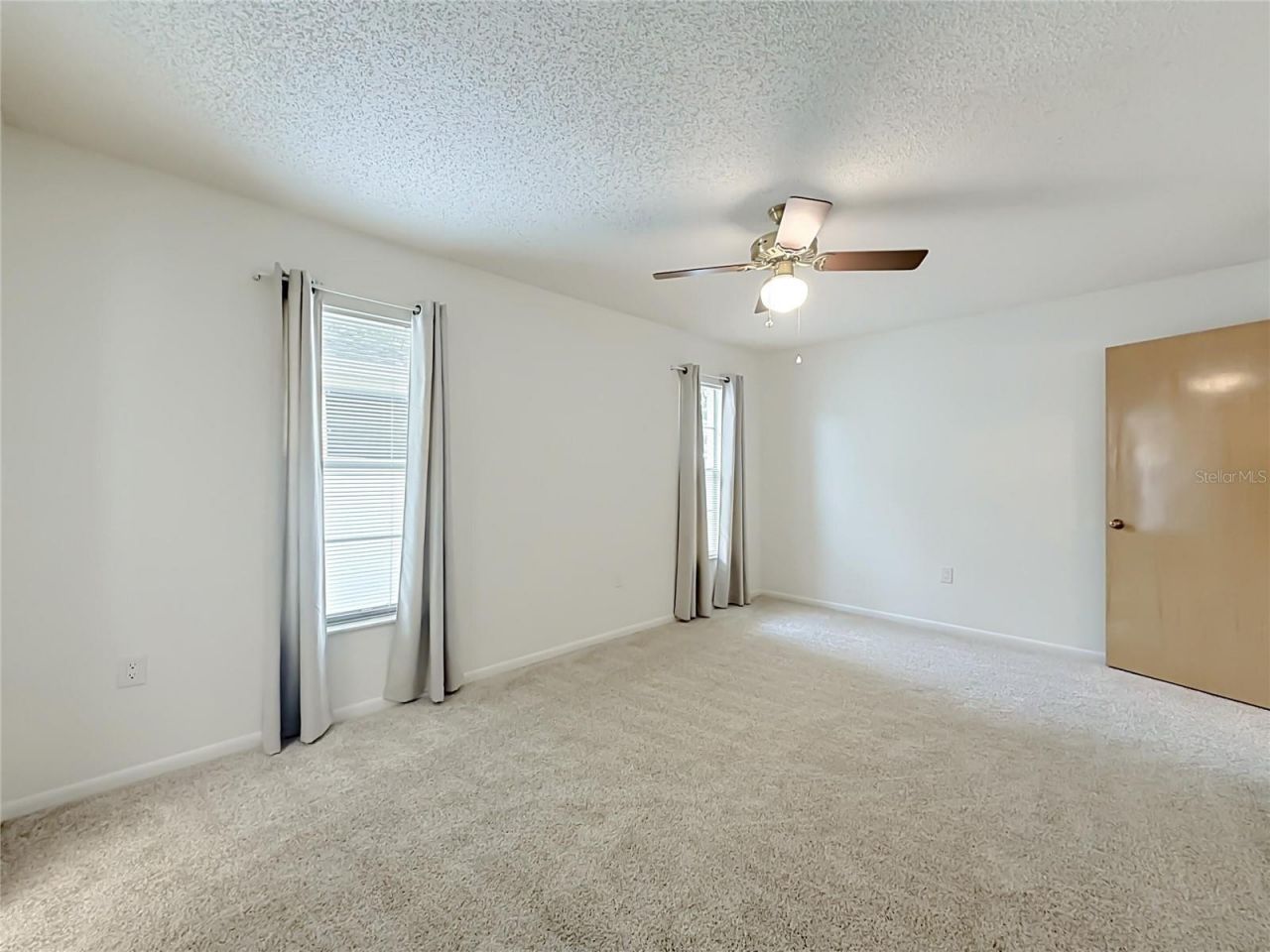 10617 Seminole Forest Street E, Seminole, FL 33778 Photo