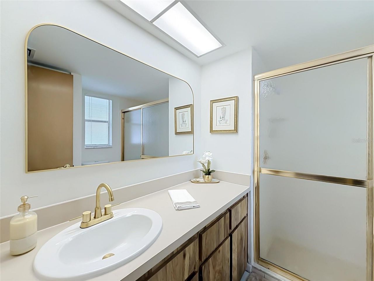 10617 Seminole Forest Street E, Seminole, FL 33778 Photo