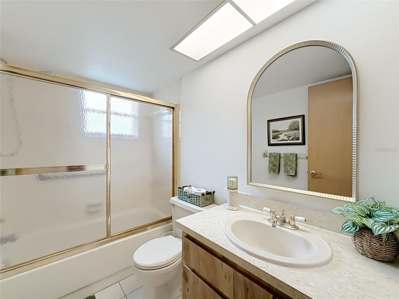 10617 Seminole Forest Street E, Seminole, FL 33778 Photo