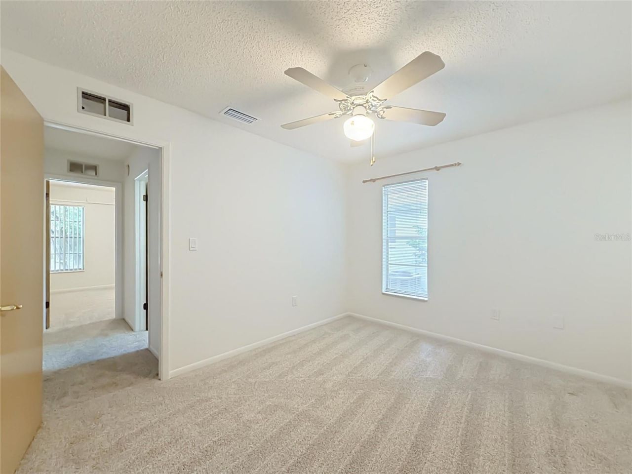 10617 Seminole Forest Street E, Seminole, FL 33778 Photo