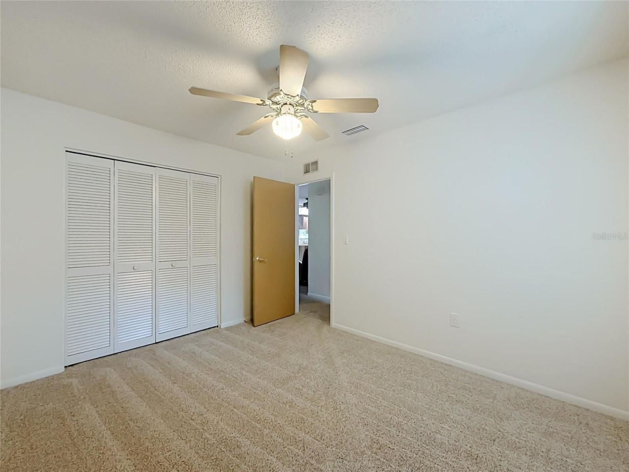 10617 Seminole Forest Street E, Seminole, FL 33778 Photo