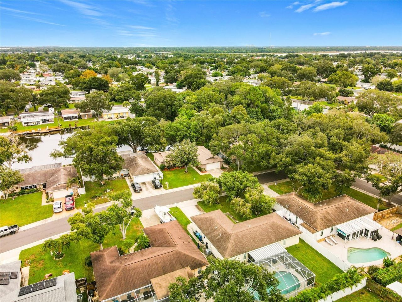 10617 Seminole Forest Street E, Seminole, FL 33778 Photo