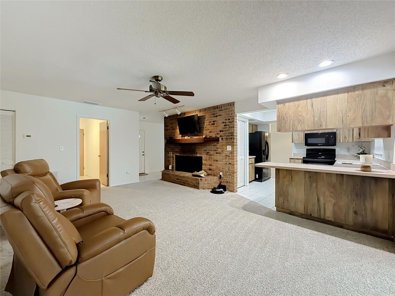 10617 Seminole Forest Street E, Seminole, FL 33778 Photo