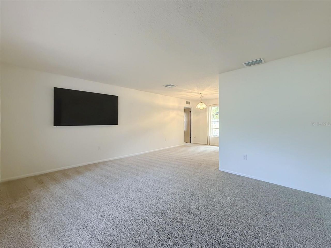 10617 Seminole Forest Street E, Seminole, FL 33778 Photo