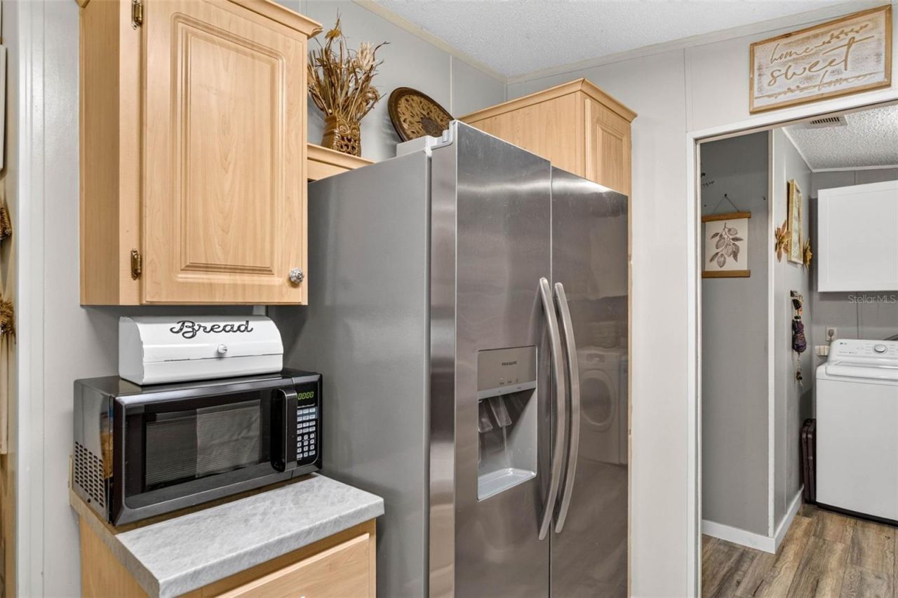 39607 Louise Drive , Zephyrhills, FL 33540 Photo