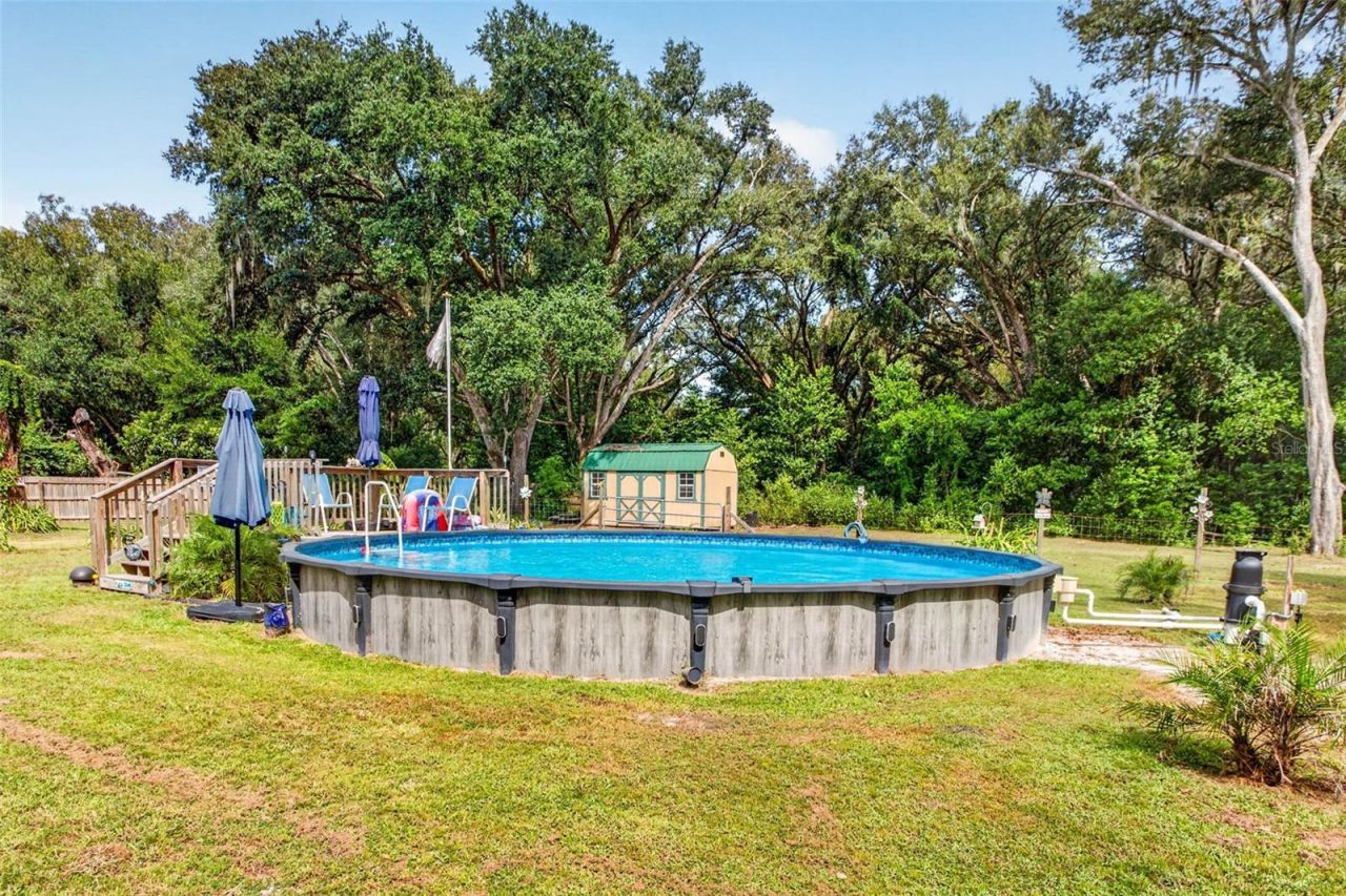 39607 Louise Drive , Zephyrhills, FL 33540 Photo