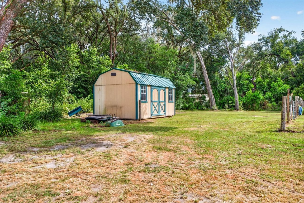 39607 Louise Drive , Zephyrhills, FL 33540 Photo
